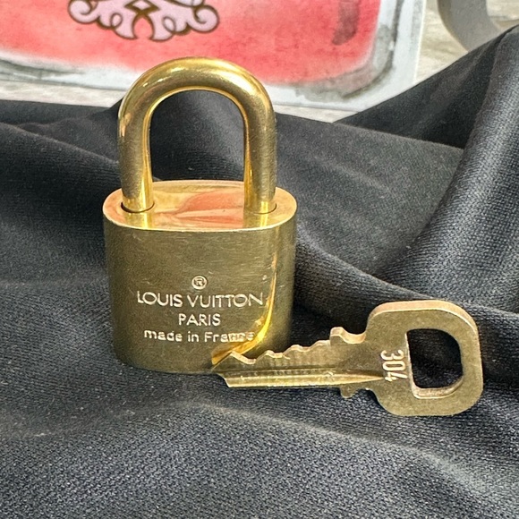 Louis Vuitton Brass Lock and Key Set #304 - Picture 2 of 3